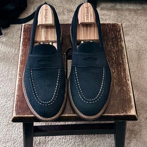 Grant Stone Traveler Penny in C.F. Stead Navy Janus Calf Suede