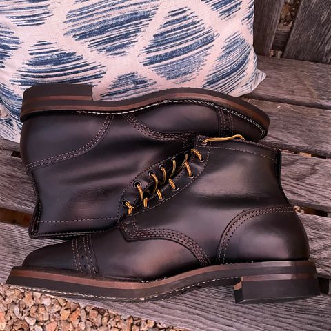 Wesco Hendrik in Seidel Ebony Domain