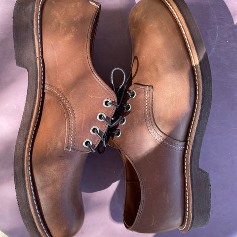 Red Wing Foreman Oxford in S.B. Foot Amber Harness