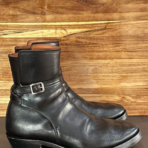 View photo of Crux Deluxe Jodhpur in Guidi Black Horsehide