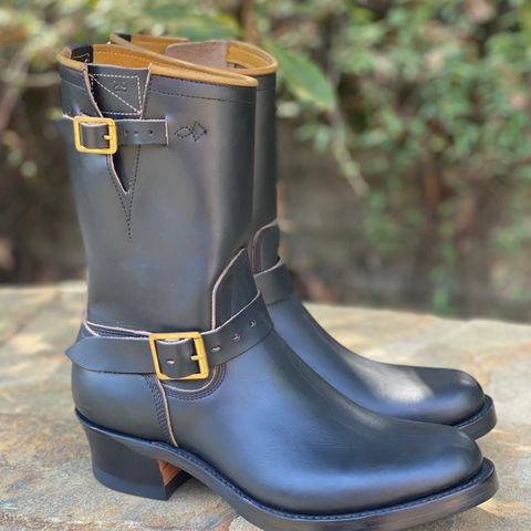 Role Club Engineer Boots in Horween Black Chromexcel Horsehide