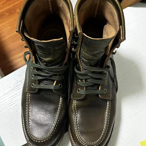 Flame Panda Moc Toe in Shinki Olive Oiled Horsebutt
