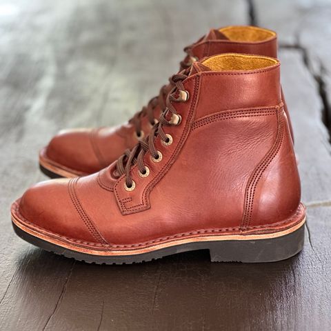 Jim Green Numzaan in Hazelnut Veg Retan