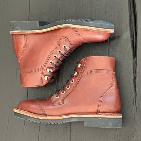 Jim Green Numzaan in Hazelnut Veg Retan
