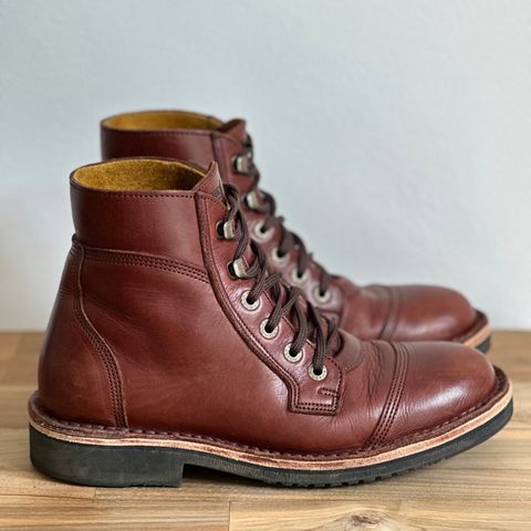 Jim Green Numzaan in Hazelnut Veg Retan