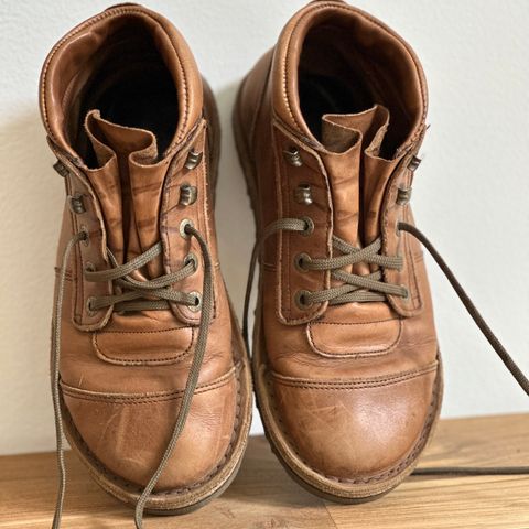 Jim Green Natural Veg Tan in Natural Veg Tan
