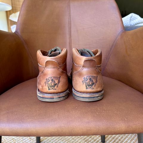 Jim Green Natural Veg Tan in Natural Veg Tan