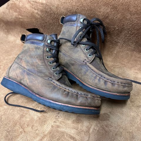 Jim Green Meander Moc Toe in Bronco Brown