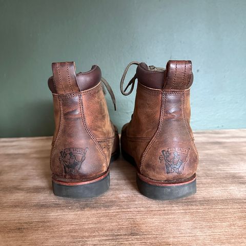 Jim Green Meander Moc Toe in Bronco Brown