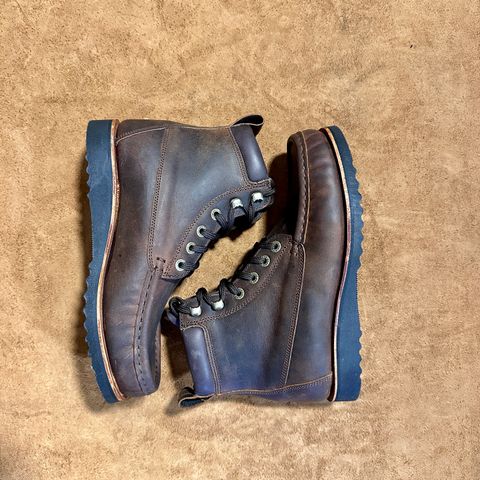 Jim Green Meander Moc Toe in Bronco Brown