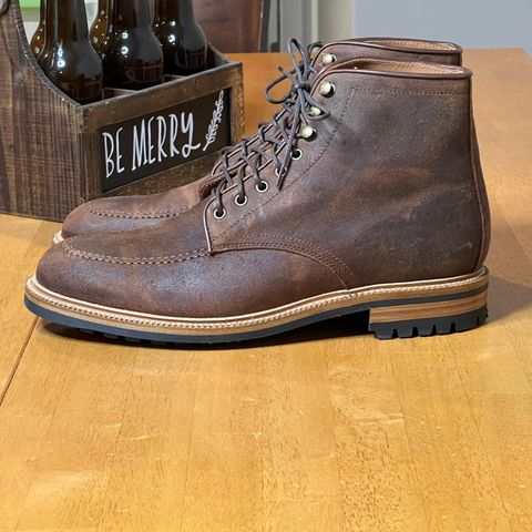 Parkhurst The Niagara in C.F. Stead Light Brown Waxy Commander Suede