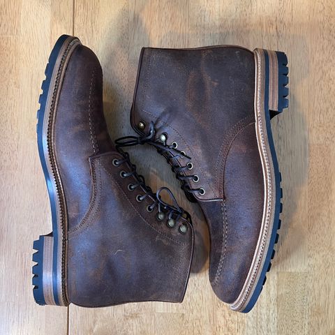 Parkhurst The Niagara in C.F. Stead Light Brown Waxy Commander Suede
