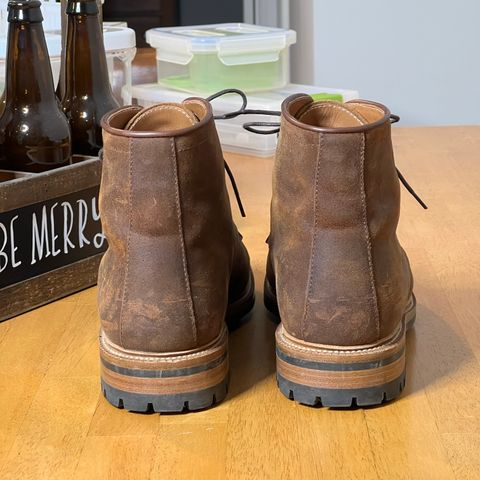 Parkhurst The Niagara in C.F. Stead Light Brown Waxy Commander Suede
