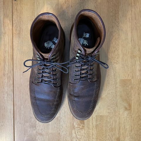 Parkhurst The Niagara in C.F. Stead Light Brown Waxy Commander Suede