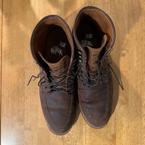 Parkhurst The Niagara in C.F. Stead Light Brown Waxy Commander Suede