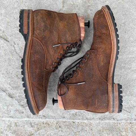 Parkhurst The Niagara in C.F. Stead Light Brown Waxy Commander Suede