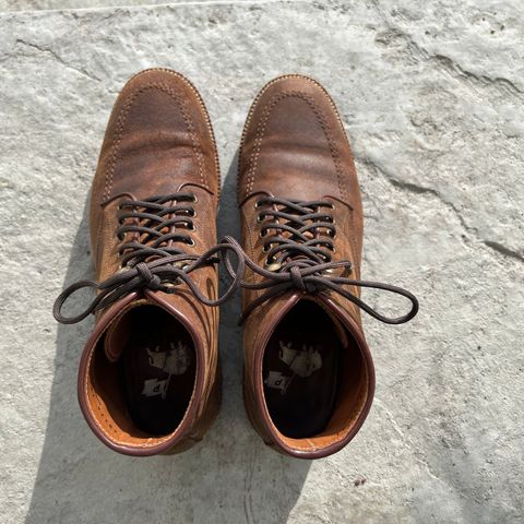 Parkhurst The Niagara in C.F. Stead Light Brown Waxy Commander Suede