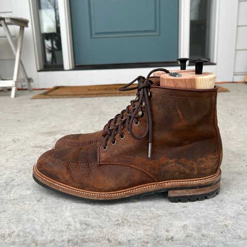 Parkhurst The Niagara in C.F. Stead Light Brown Waxy Commander Suede