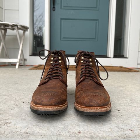 Parkhurst The Niagara in C.F. Stead Light Brown Waxy Commander Suede