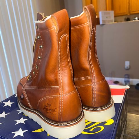 Thorogood 8" Moc Toe in Tobacco Gladiator Oil-Tanned