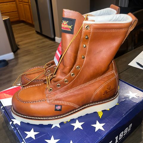 Thorogood 8" Moc Toe in Tobacco Gladiator Oil-Tanned
