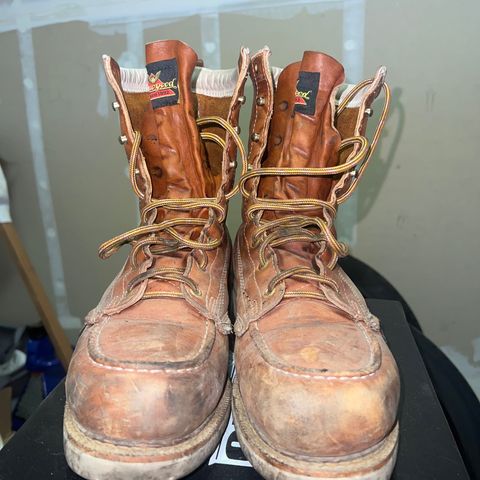 Thorogood 8" Moc Toe in Tobacco Gladiator Oil-Tanned