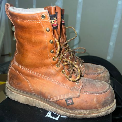 Thorogood 8" Moc Toe in Tobacco Gladiator Oil-Tanned