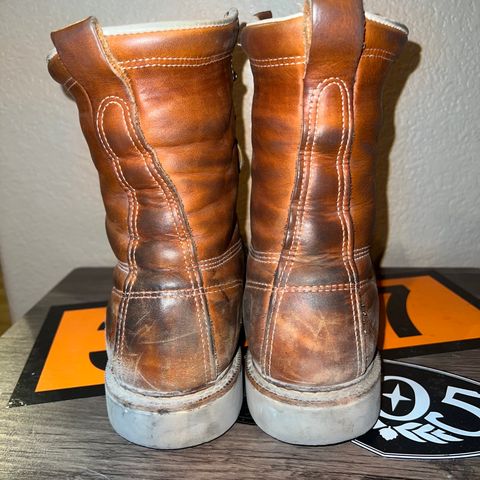 Thorogood 8" Moc Toe in Tobacco Gladiator Oil-Tanned