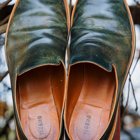 Viberg Slipper in Horween Black Scuffed Shell Cordovan
