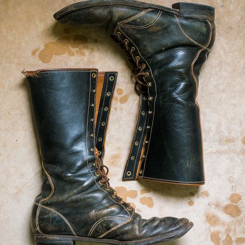Clinch Hi-Liner in Wickett & Craig Black-Overdyed Latigo