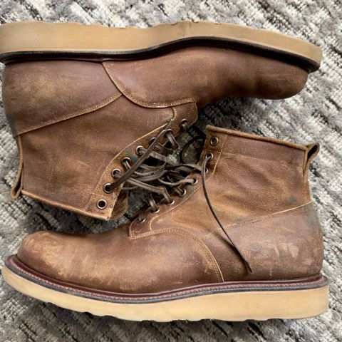 Viberg Scout Boot in C.F. Stead Snuff Waxy Commander Suede