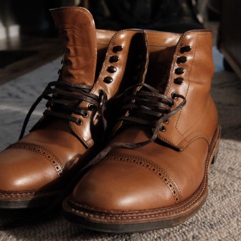 Search result thumbnail of Alden Perforated Cap Toe Boot in Burnished Tan Calfskin