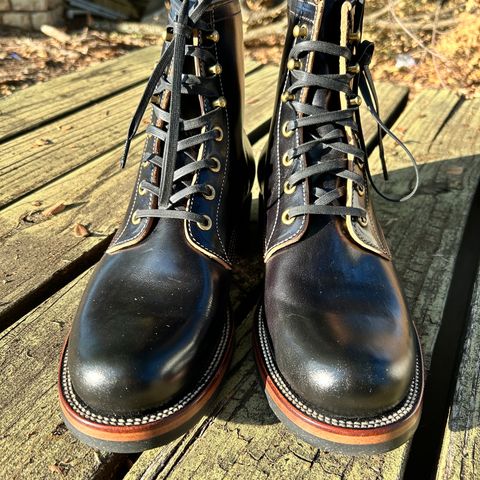 Quan Shoemaker Unknown Model in Maryam Black Horsebutt