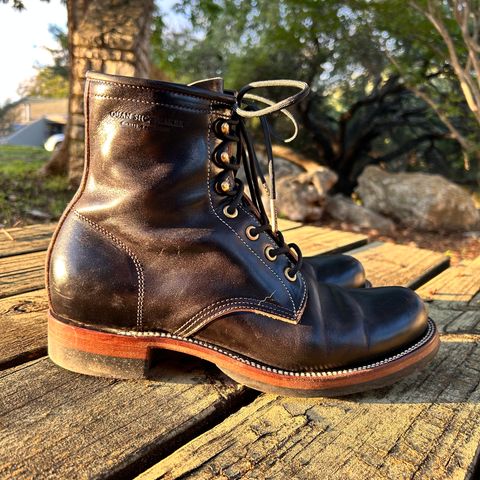 Quan Shoemaker Unknown Model in Maryam Black Horsebutt