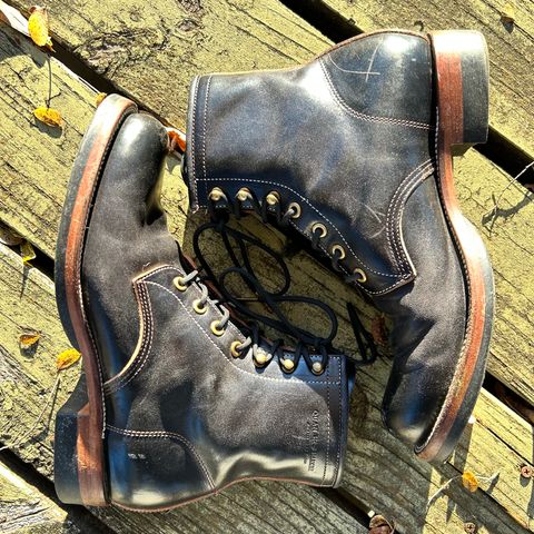 Quan Shoemaker Unknown Model in Maryam Black Horsebutt