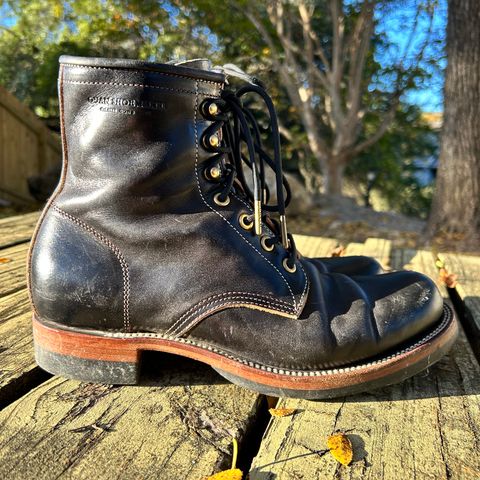Quan Shoemaker Unknown Model in Maryam Black Horsebutt