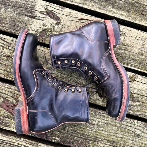 Quan Shoemaker Unknown Model in Maryam Black Horsebutt