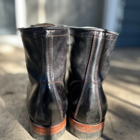 Quan Shoemaker Unknown Model in Maryam Black Horsebutt