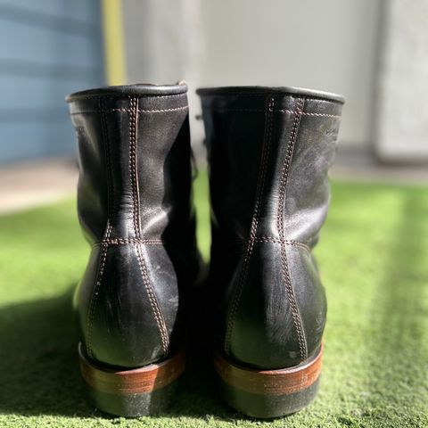 Quan Shoemaker Unknown Model in Maryam Black Horsebutt