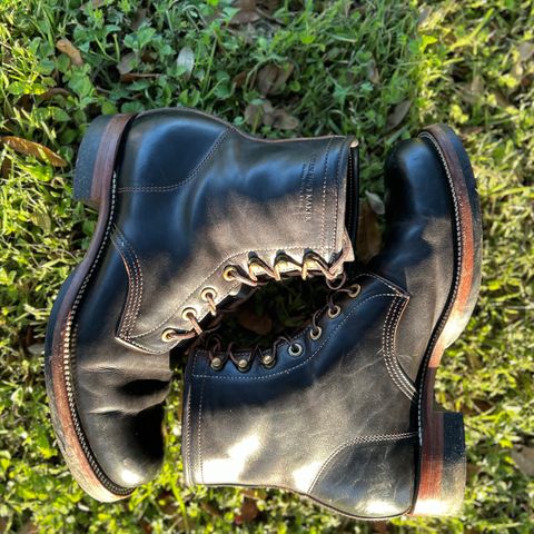 Quan Shoemaker Unknown Model in Maryam Black Horsebutt