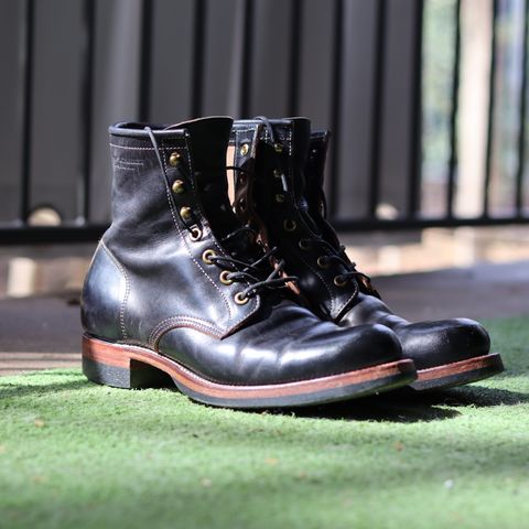 Quan Shoemaker Unknown Model in Maryam Black Horsebutt