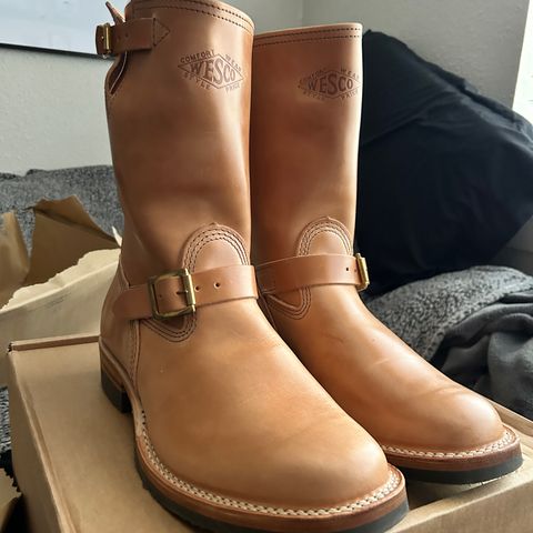 Wesco Mister Lou in Maryam Natural Horsebutt